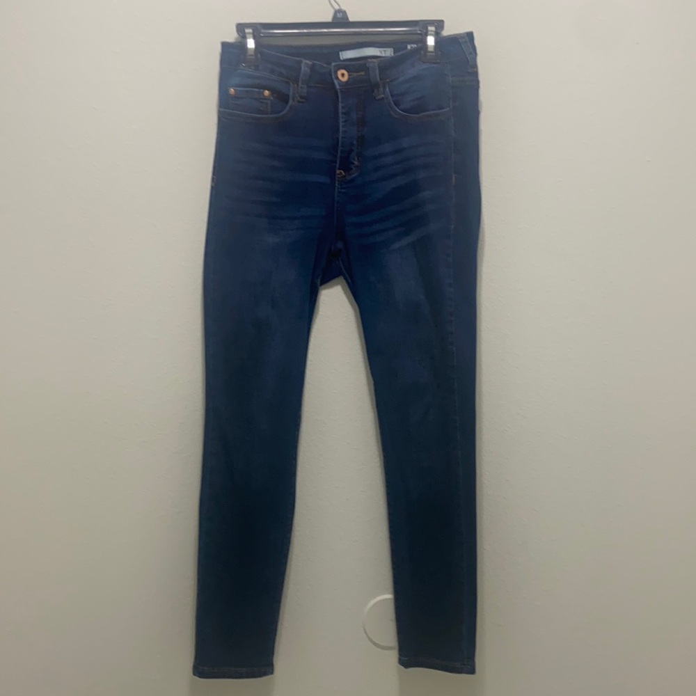 !it women’s size 4 Jeans (2pair bundle)